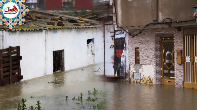 الفياضانات تحاصر ساكنة منازل بطنجة