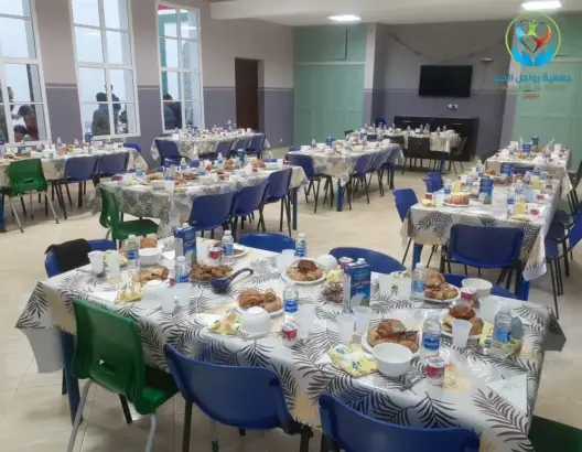 “رواحل الخير” تنظم إفطارا خيريا للأيتام بتطوان (صور)
