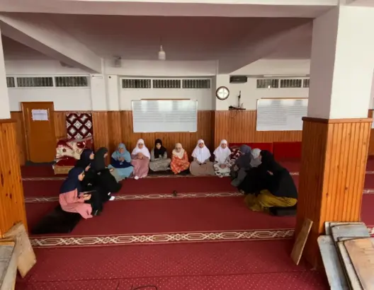 سورة الطارق بلسان طالبات مدرسة أنزا العتيقة بأكادير