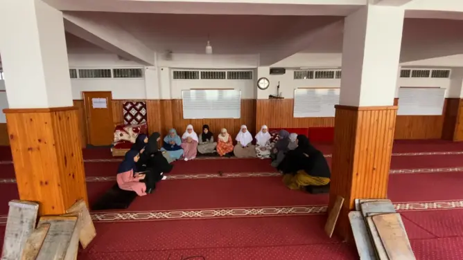 سورة الطارق بلسان طالبات مدرسة أنزا العتيقة بأكادير