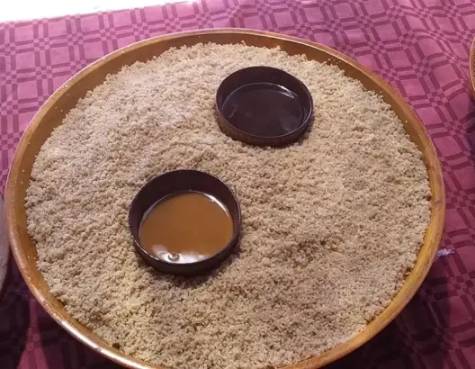 سكان العيون يتمسكون بتقاليد وعادات الطبخ الأصيلة خلال رمضان