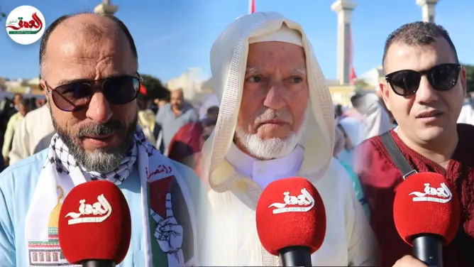 الكوفية الفلسطينية تزين صلاة العيد بطنجة