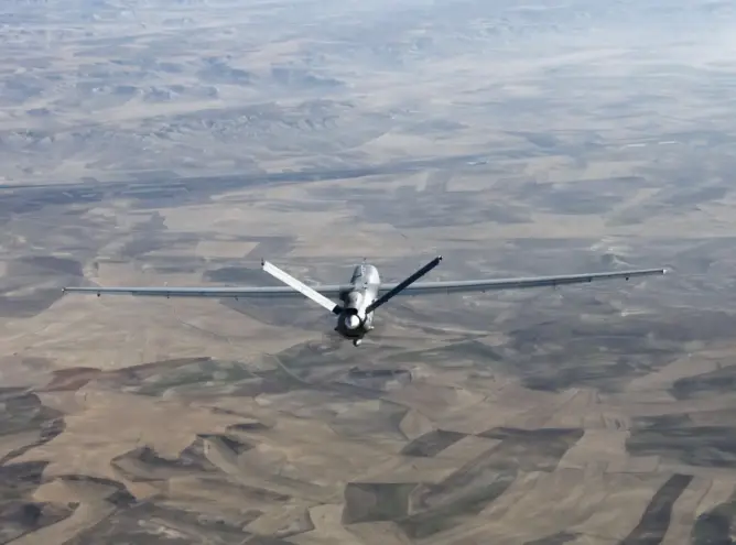 طائرة بدون طيار من طراز “SpyX” تعزز الترسانة العسكرية للجيش المغربي
