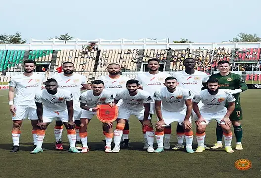 يخوض نادي نهضة بركان لكرة القدم، لقاء ذهاب نصف نهائي كأس الكونفيدرالية الإفريقية لكرة القدم، أمام اتحاد