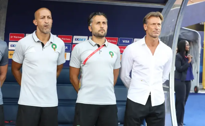 مدرب سابق للمغرب يعلن إسلامه