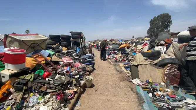 يباع فيه كل شئ .. جولة في سوق المتلاشيات بإنزكان