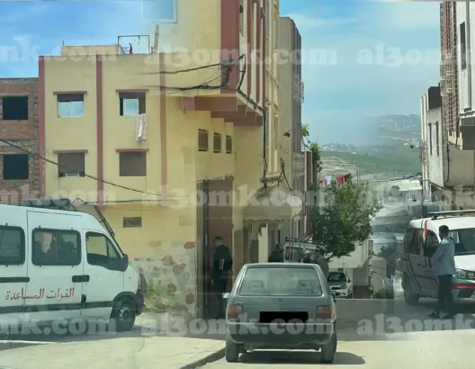 بعد مقال “العمق”.. وضع صاحب مستودع للدجاج بطنجة رهن الحراسة النظرية