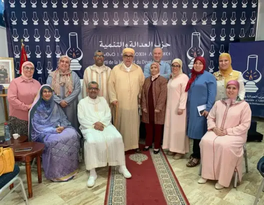 البيجدي يجتمع لحسم رئاسة المجموعة النيابية..هل يُغير جلده بالبرلمان؟