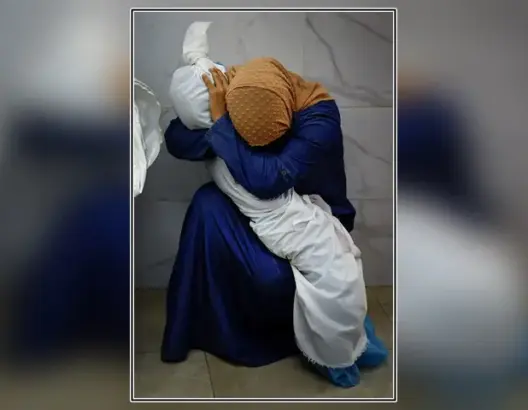 توثق الوضع المفجع في غزة.. مصور فلسطيني يتوج بأفضل صورة صحفية عالمية في 2024