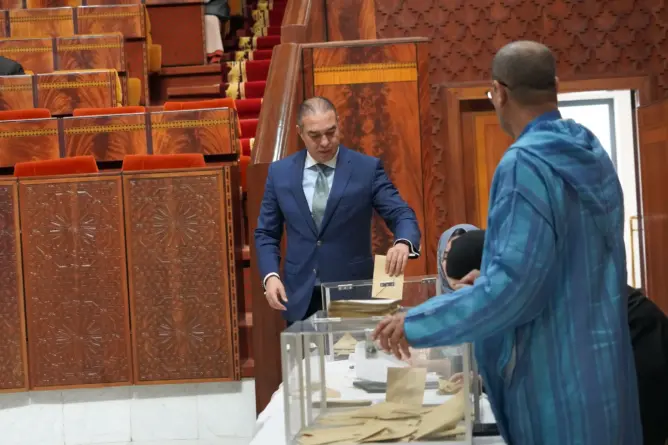 عطّل الزمن التشريعي.. هذه كواليس الصراع حول رئاسة لجنة العدل والتشريع