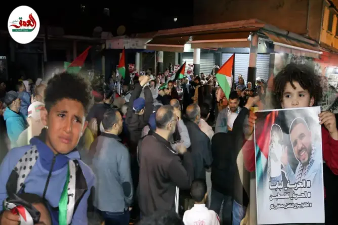 تم اعتقاله بتهمة “الكراهية ضد اليهود”.. وقفة احتجاجية بأزمور للإفراج عن ناشط