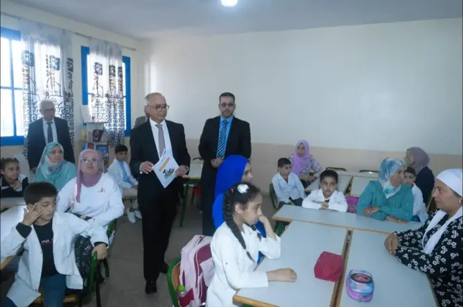 مرسوم حكومي يرفع المنح الدراسية ويقر شروطا جديدة لاستهداف تلاميذ القرى