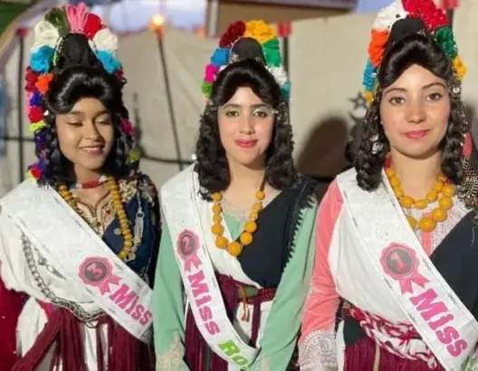 انتقادات ترافق الإعلان عن مسابقة “ملكة الورود” بقلعة امكونة