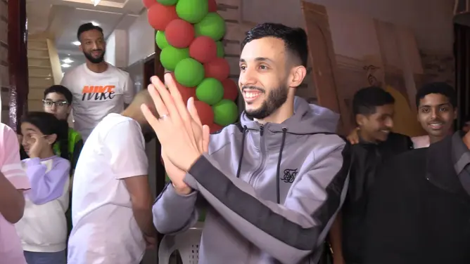 حي شعبي بإنزكان يحتفي بنجم منتخب “الفوتسال”
