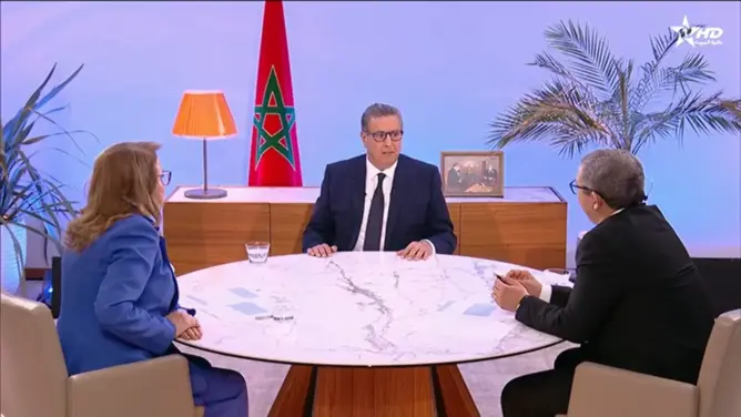 أخنوش يعلق على اختلالات “دعم الفقراء” ويكشف موقف الحكومة من “النوار” بقطاع السكن