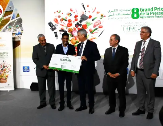 التزارني يتوج “العمق” بجائزة الصحافة الفلاحية