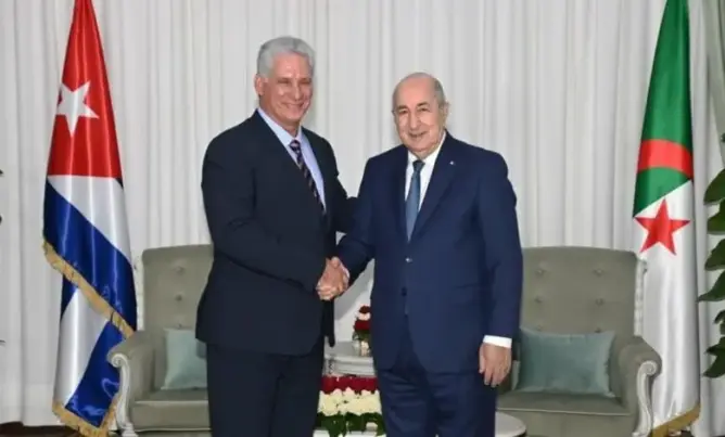 كوبا تهدد بطرد عناصر البوليساريو بسبب تماطل الجزائر في دفع تكاليف تدريبهم