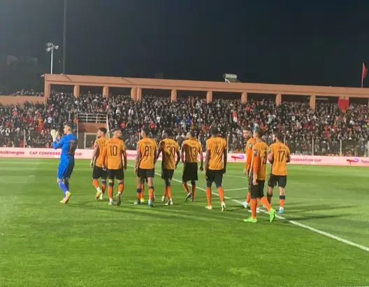 نهضة بركان يتأهل لنهائي كأس الكونفدرالية بعد انسحاب اتحاد العاصمة الجزائري