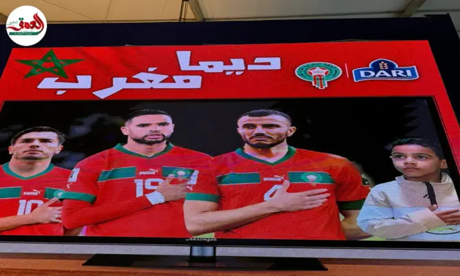 زوار المعرض الفلاحة يقبلون على تقنية التصوير مع اللاعبين