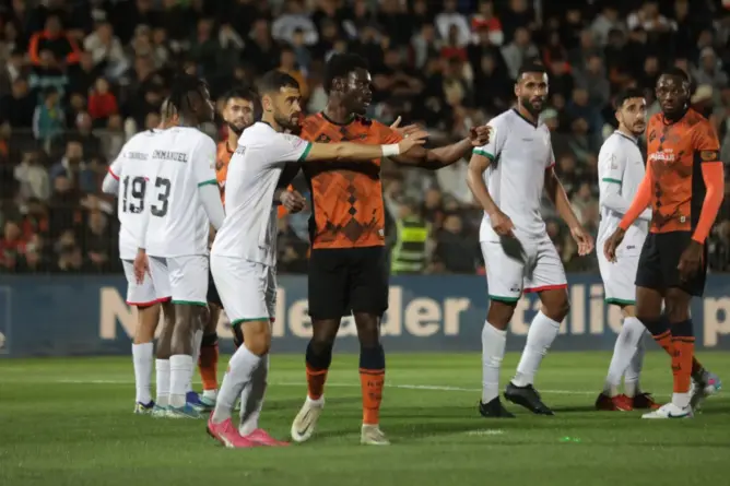 ركلات الترجيح تؤهل الجيش الملكي لثمن نهائي كأس العرش على حساب نهضة بركان