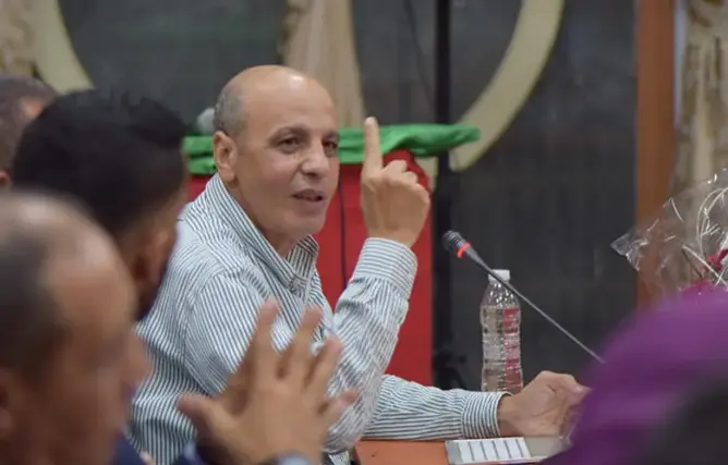 “محنة ابن اللسان”.. بندحمان يروي حكايات الكلاميين الذين تتحول سلعتهم إلى محنتهم