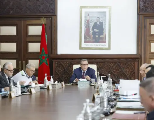 الحكومة تقرر تعميم بطاقة “الإعاقة” تدريجيا على الأقاليم.. وتحدث أجرة عن خدمات معهد “ISIC”