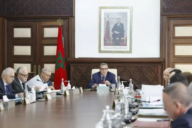 الدخول السياسي الجديد.. خمس ملفات استراتيجية على طاولة الحكومة