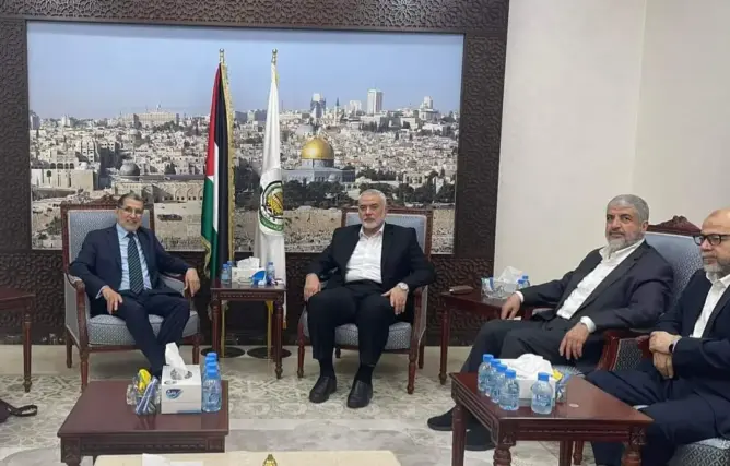 العثماني يلتقي هنية في الدوحة والأخير يطلعه على مستجدات العدوان الإسرائيلي على غزة