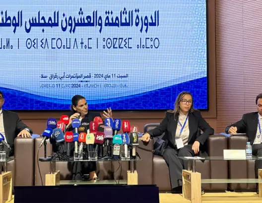 المنصوري تدافع عن عودة “شيوخ البام”.. وتصرح: الحكومة تنقصها لمسة الشعبوية