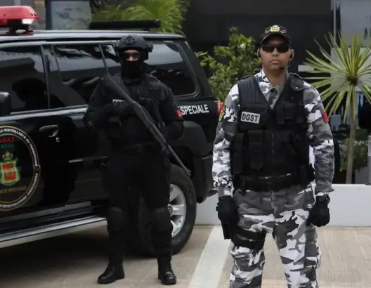 الـDST يضع حدا لنشاط 7 محتالين بجرسيف استولوا على أموال مواطنين عبر الهاتف