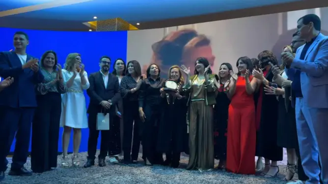 بحضور مجموعة من المشاهير.. “سفيركم” يتوج نجوم الدراما الرمضانية (فيديو)