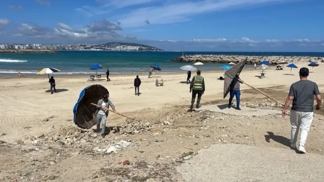 سلطات طنجة المدينة تشن حملات لتحرير الملك العمومي والبحري (صور)