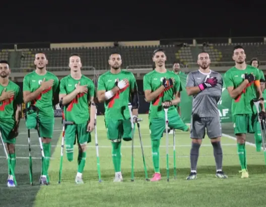 بلغ المنتخب المغربي لكرة القدم لمبتوري الأطراف، نصف نهائي كأس افريقيا المؤهل لكأس العالم، بعد فوز دراماتيكي