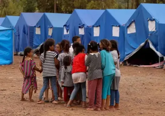 أبطالها “صناع المحتوى”..تقرير حقوقي يفضح انتهاكات بحق “أطفال الزلزال”