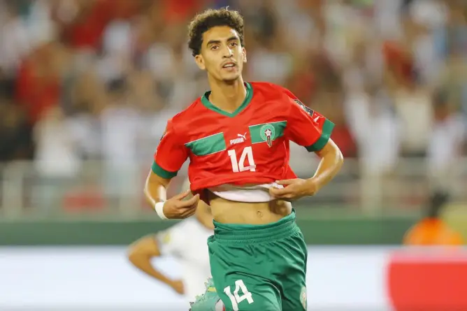 من هو أسامة ترغالين لاعب الأسود الجديد؟