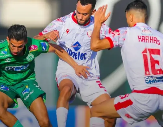 الرجاء يُطيح بالوداد في ديربي البيضاء ويخطف صدارة الدوري من الجيش