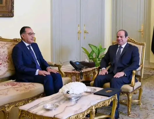 الحكومة المصرية تقدم استقالتها .. والسيسي يكلف مدبولي بتشكيل أخرى