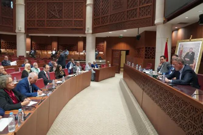الأغلبية تُبارك ضخ 14 مليارا في الميزانية والمعارضة تنادي بتعديل قانون مالية 2024