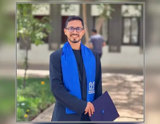 الصحفي بـ”العمق” مروان حميدي ينال شهادة ماستر في “الدبلوماسية الإعلامية”