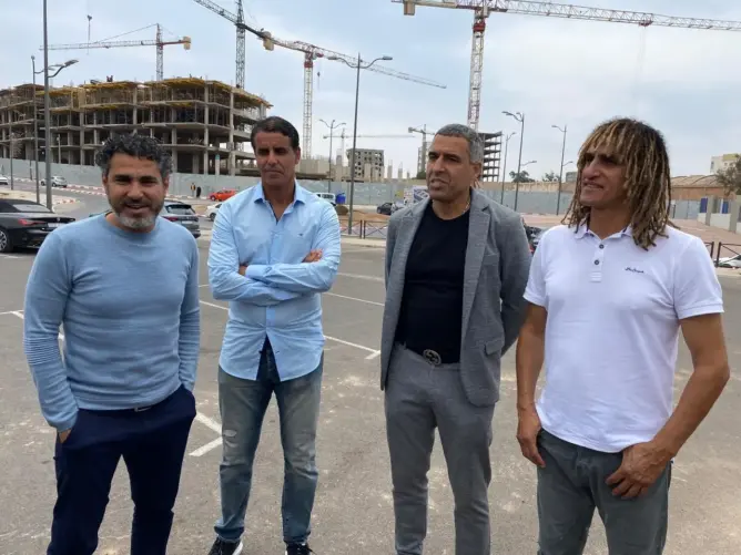 مباراة المغرب وزامبيا بعيون النجوم