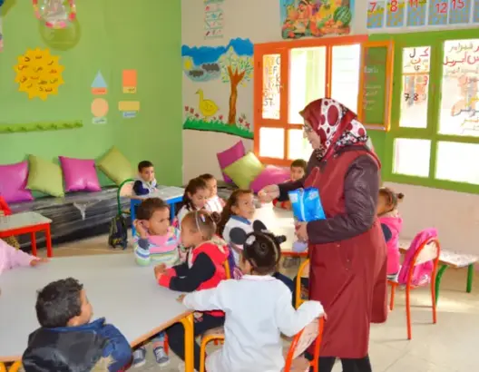 وزارة التربية الوطنية تنهي التعاقد مع آلاف جمعيات التعليم الأولي