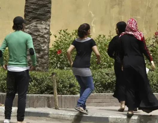 التحرش يتمدد بشوارع المملكة وتقرير ينبه لتصاعد تعنيف المغربيات