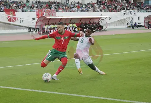 ما حقيقة مغادرة حكيم زياش لمعسكر أسود الأطلس بأكادير؟