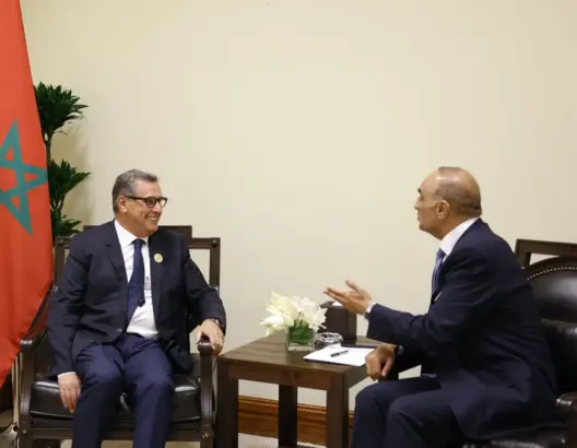 أخنوش يجري مباحثات مع رئيس الوزراء الأردني