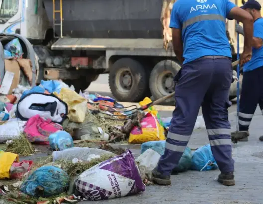 جماعة البيضاء تتجنب “فضائح العيد” بخطة مسبقة لجمع أطنان النفايات