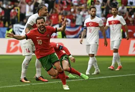البرتغال تستعرض قوتها بثلاثية ضد تركيا وتلحق بالمتأهلين لثمن نهائي اليورو