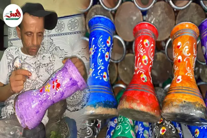 صناعة “الطعريجة”.. أنامل ماهرة تكابد عاما كاملا لإحياء فرحة عاشوراء