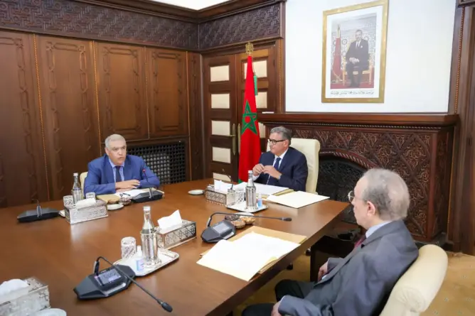 دعا الإدارات إلى الانخراط الجاد.. أخنوش يترأس اجتماعا حول الإحصاء العام للسكان
