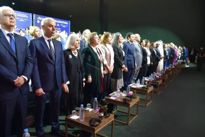 مؤتمر “اقتصاد الرعاية” يدعو لتثمين العمل المنزلي للمرأة وانخراط الرجال في البناء الأسري