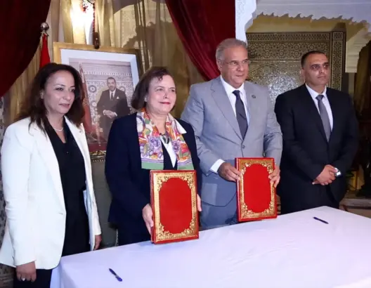 حيار توقع اتفاقية تعاون لدعم سكان غزة